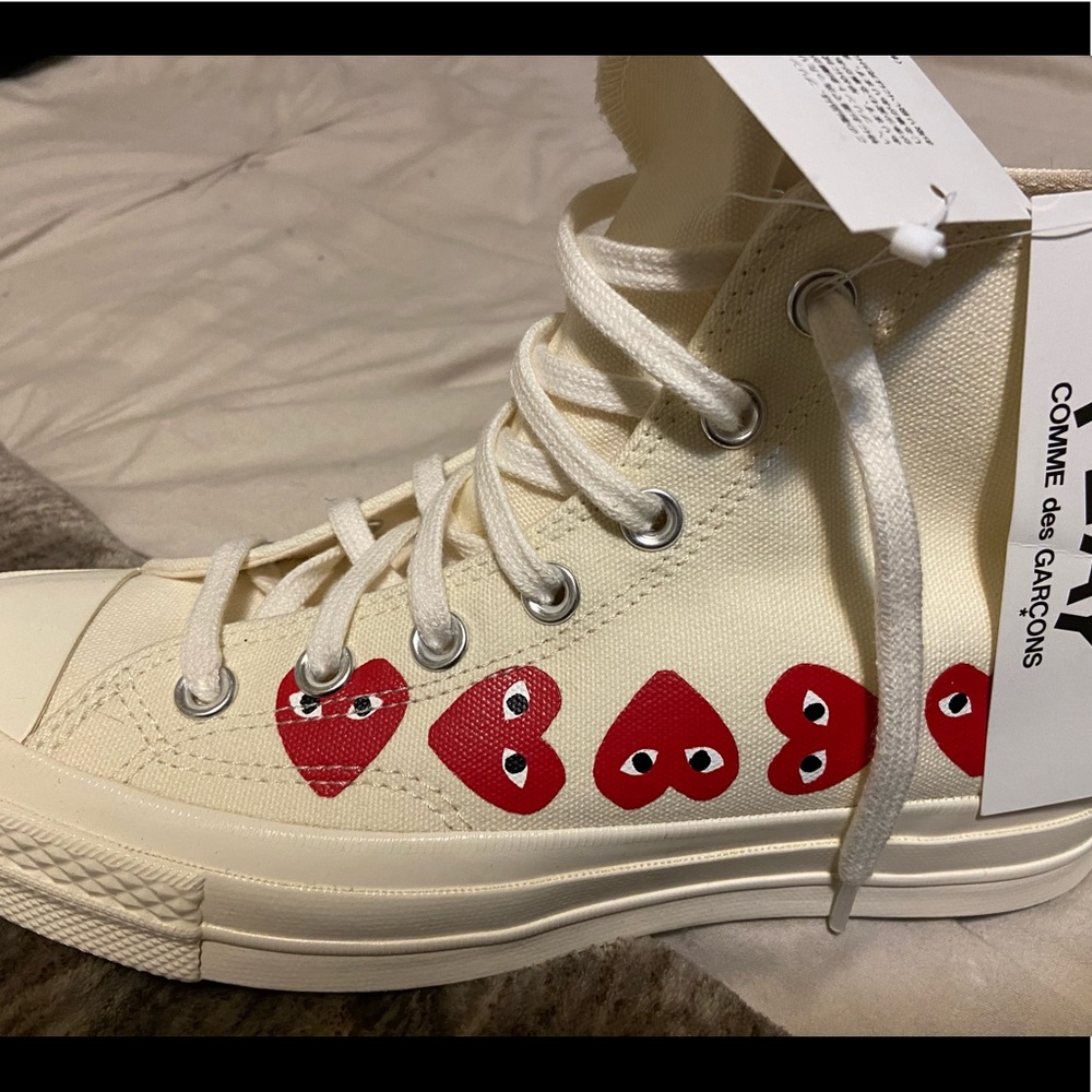comme de garçons x converse worn once in perfect condition, no tags. Worn once.